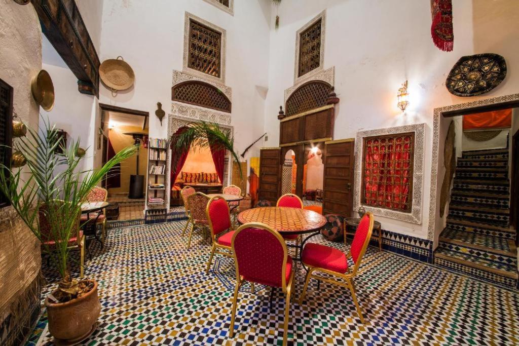 Dar Tamo Hotel Фес Екстериор снимка