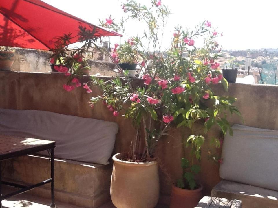 Dar Tamo Hotel Фес Екстериор снимка