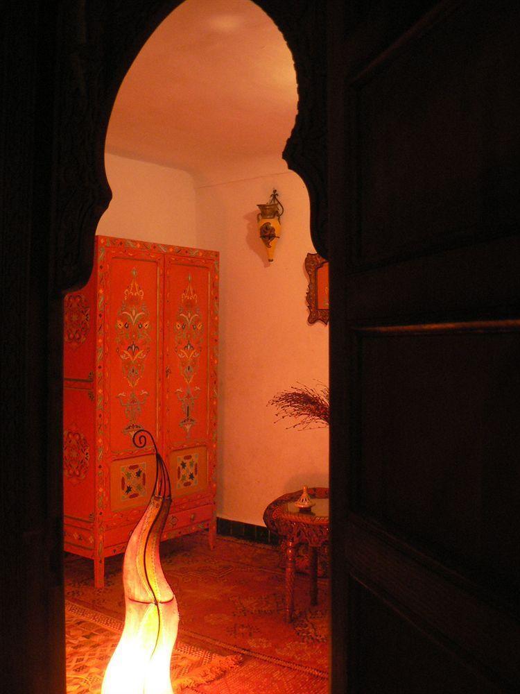 Dar Tamo Hotel Фес Екстериор снимка