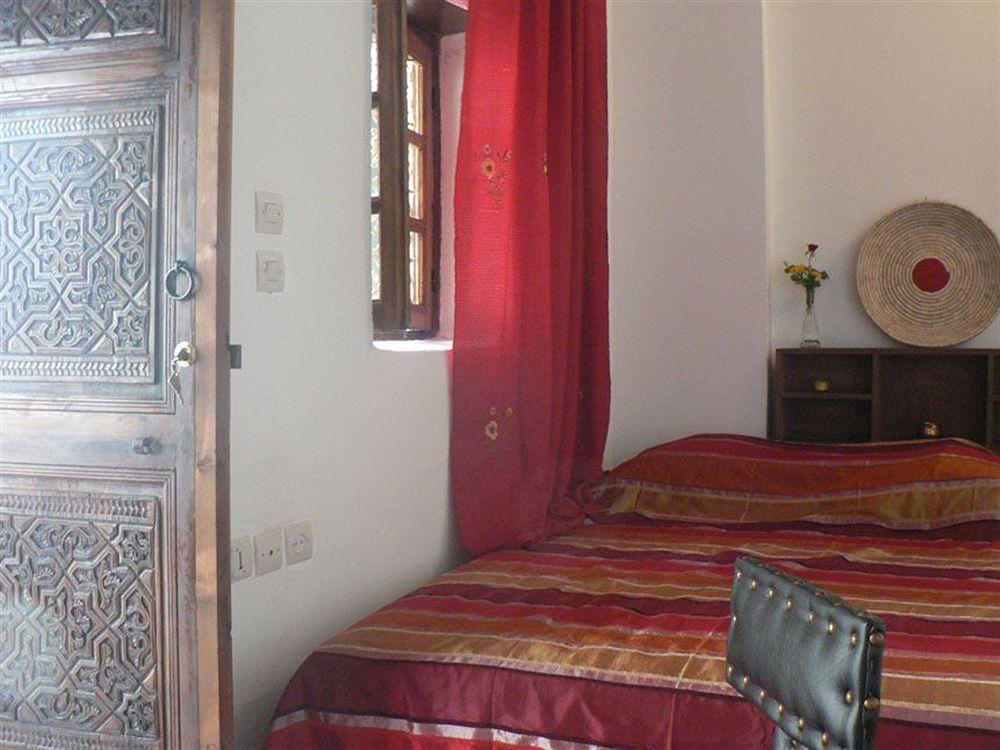 Dar Tamo Hotel Фес Екстериор снимка
