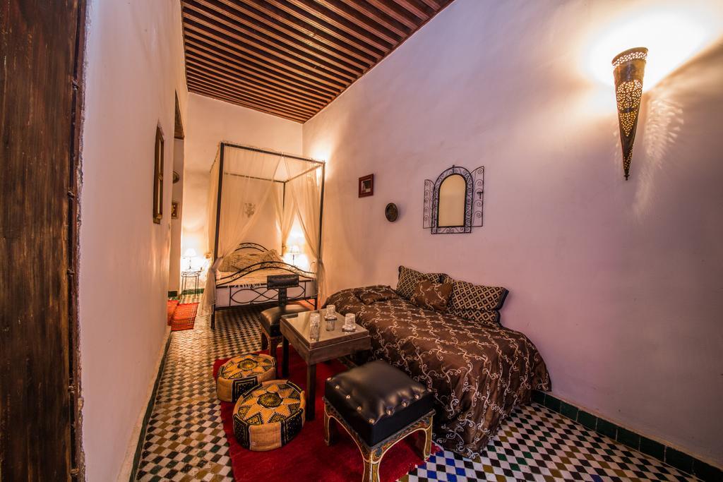 Dar Tamo Hotel Фес Екстериор снимка