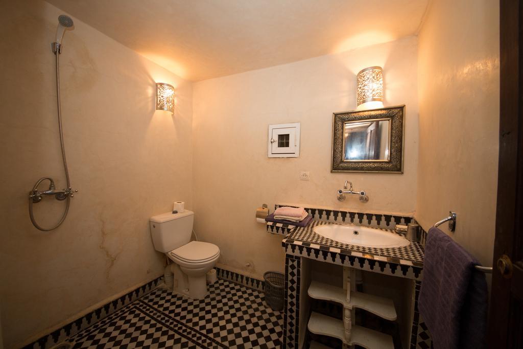 Dar Tamo Hotel Фес Екстериор снимка