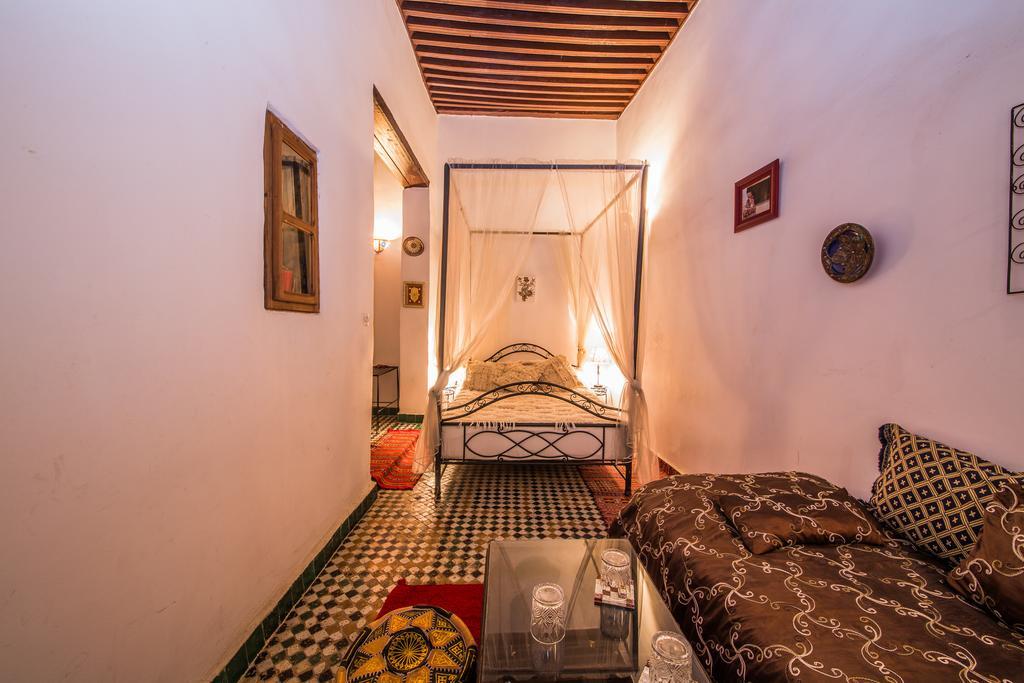 Dar Tamo Hotel Фес Екстериор снимка