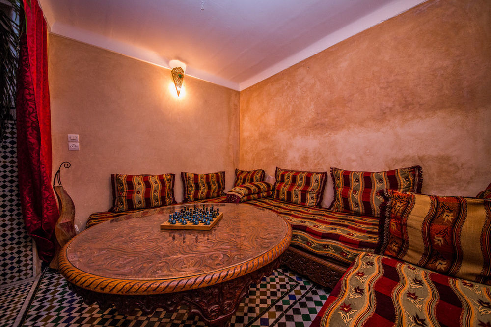 Dar Tamo Hotel Фес Екстериор снимка